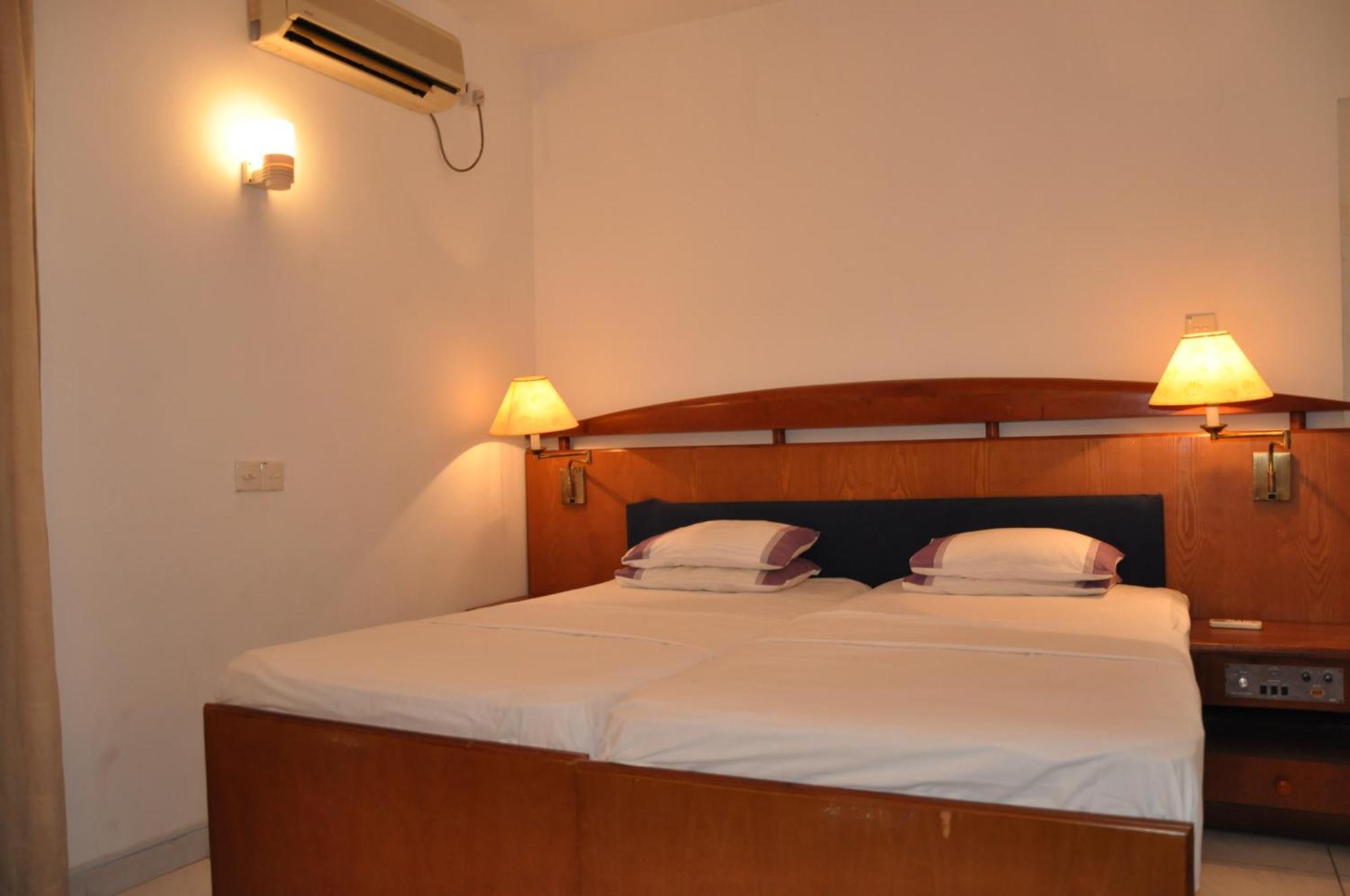 Ykd Tourist Rest Hikkaduwa 호텔 객실 사진